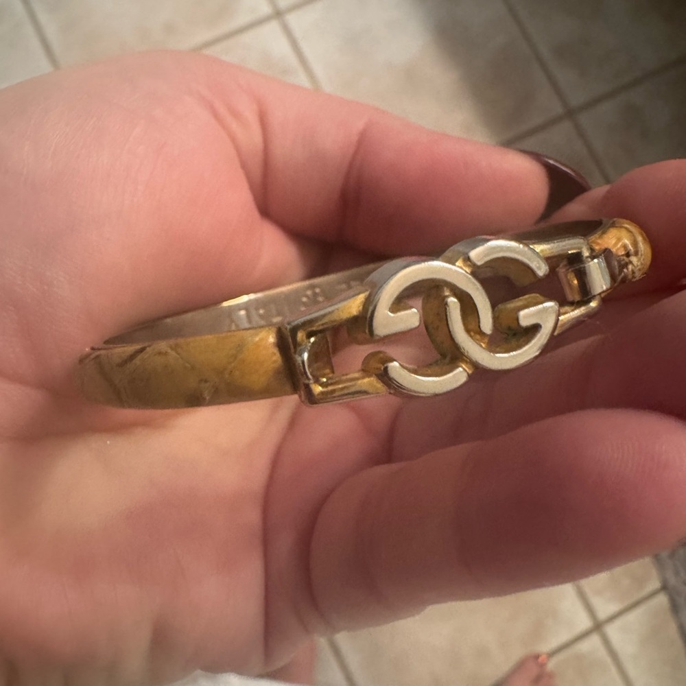 Vintage Gucci Tan and Gold Snakeskin Bracelet - Picture 5 of 6